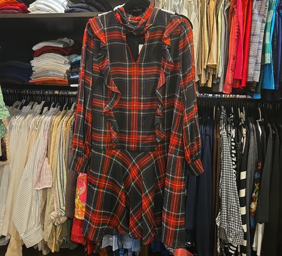 Lauren Ralph Lauren Dresses & Skirts - Lauren Ralph Lauren Red and Black Long Sleeve Plaid Dress